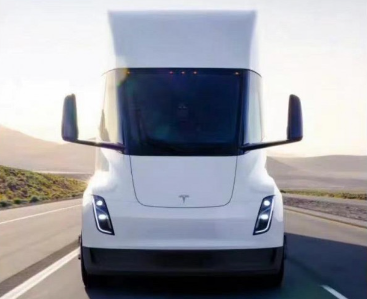 Tesla Semi electric truck delivered to PepsiCo on December 1